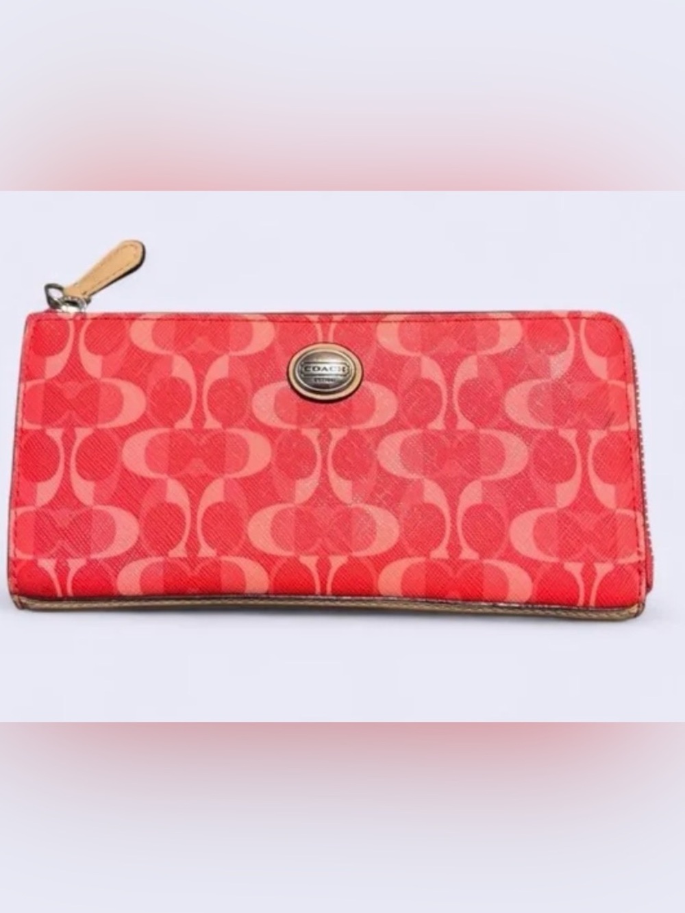 Prwnd Coach Coral Signature Zip Wallet with Logo Medallion as is